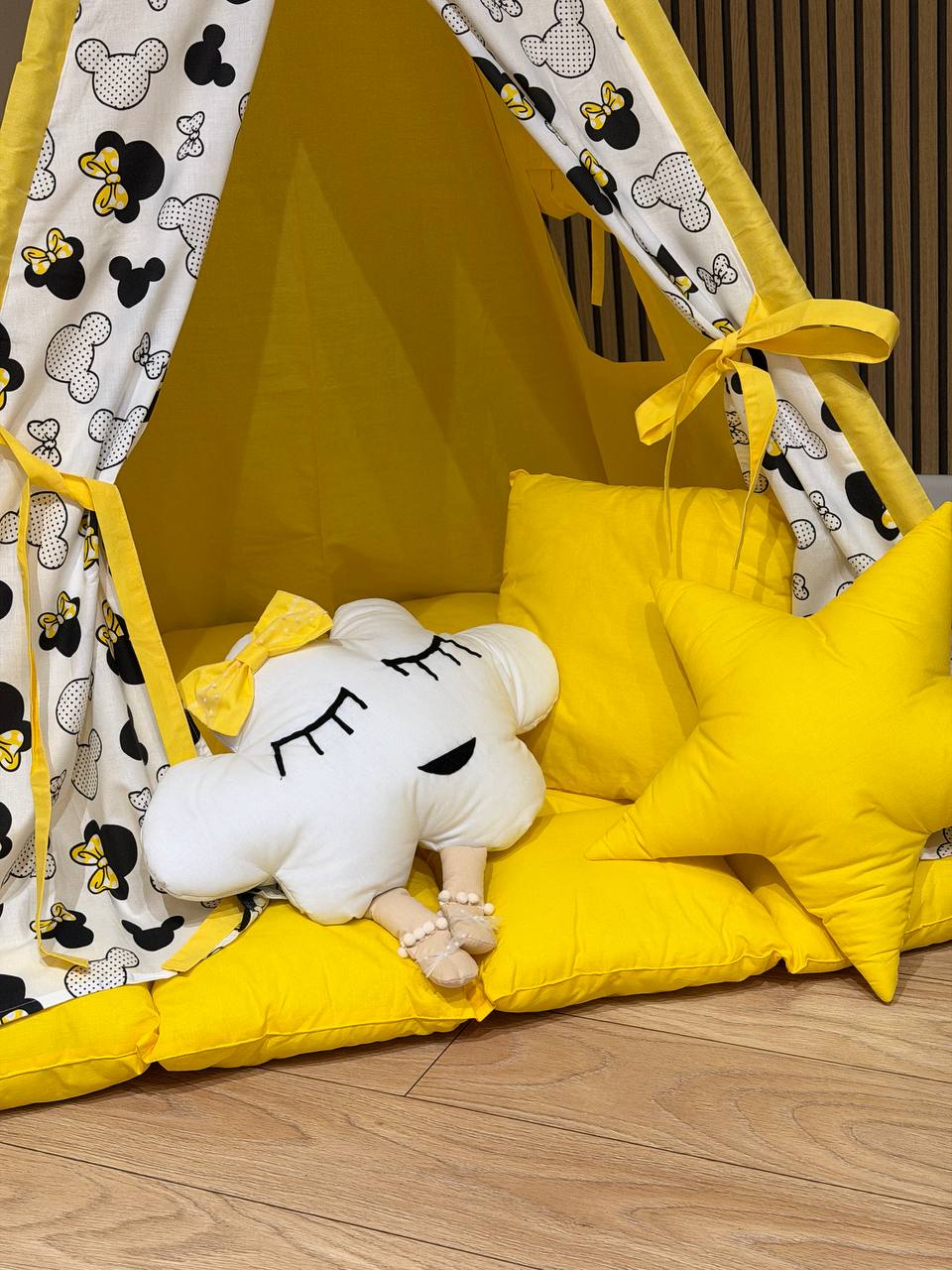 Mickey Mouse Teepee Tent for Children Yellow