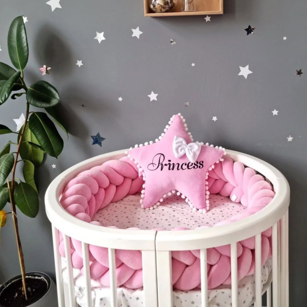 Braided baby cot bumper
