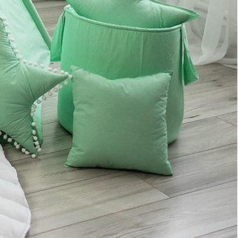 Square pillow (35 x 35 x 10 cm.)