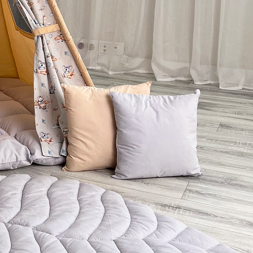Square pillow (35 x 35 x 10 cm.)